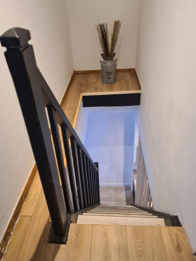 Magnifique Appartement Avec Terrasse Besseges 外观 照片